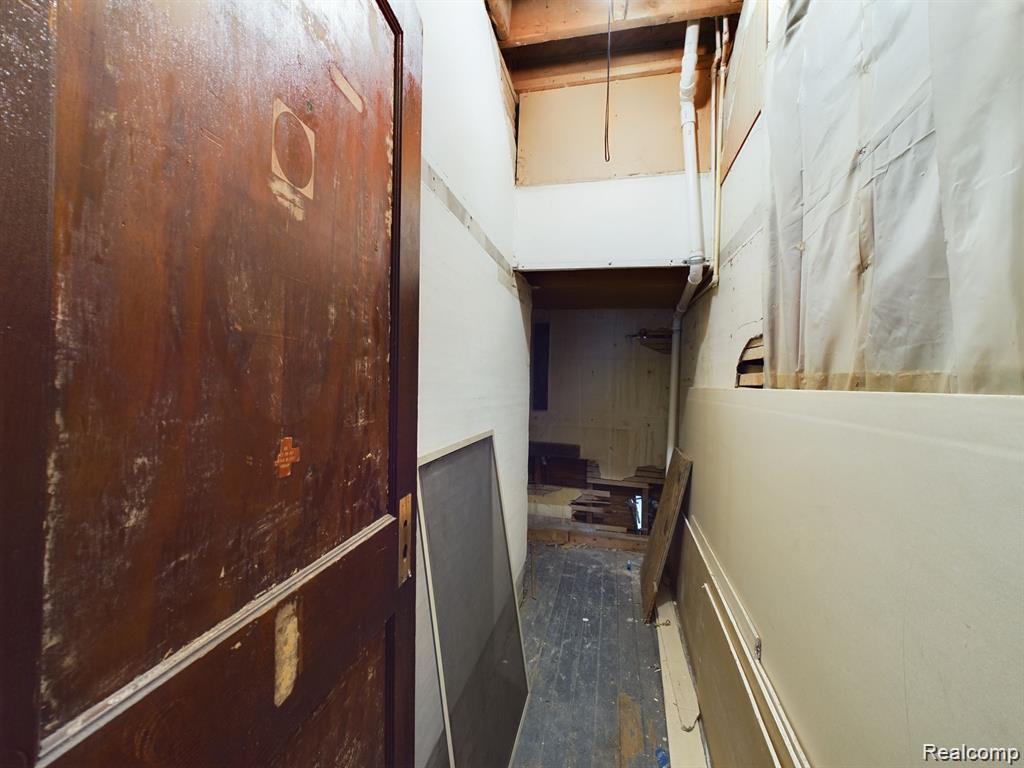 821 M L King Avenue, Flint, MI 48503 — Photo 50
