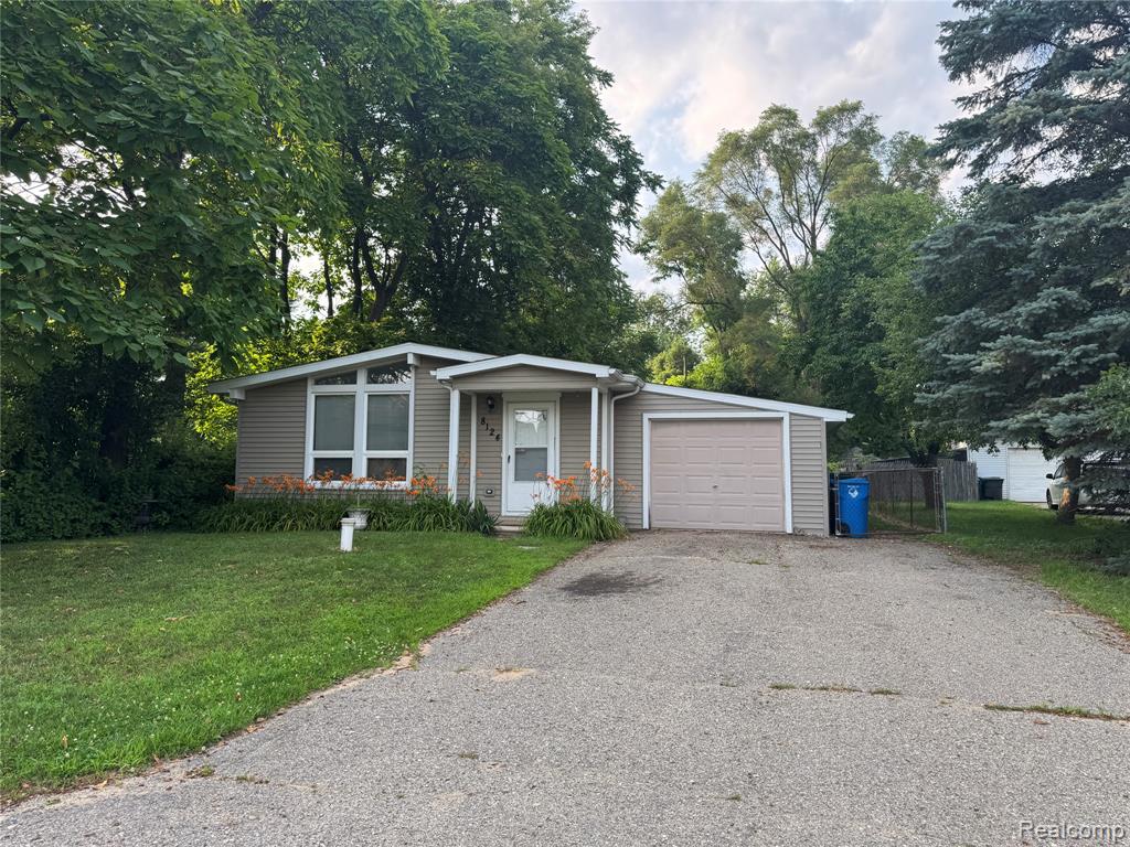 8124 Eldora Boulevard, Commerce Twp, MI 48382 — Photo 32