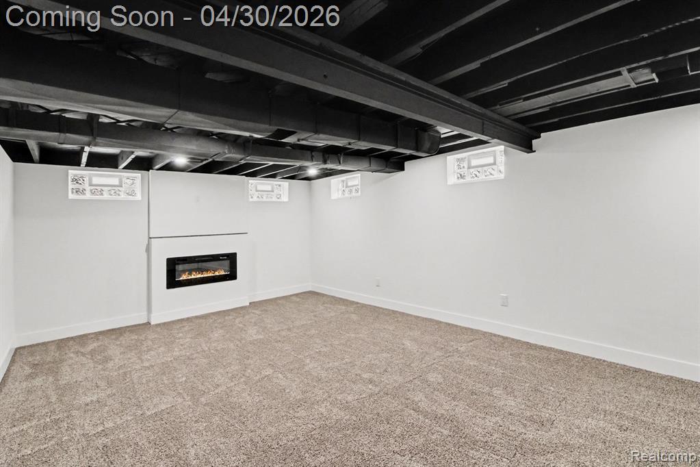 6366 Dellwood Drive, Waterford, MI 48329 — Photo 12