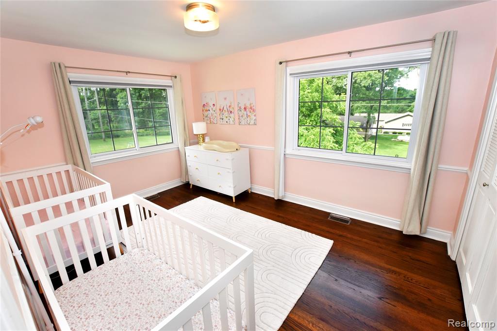 9497 Ellis Road, Clarkston, MI 48348 — Photo 11
