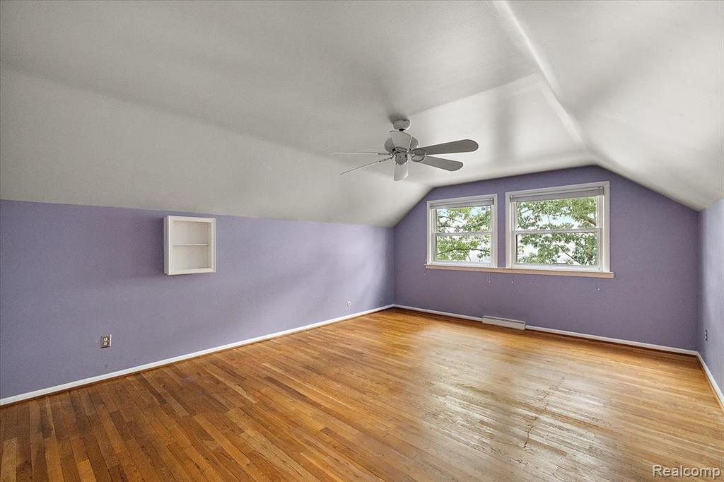869 Central Drive, Lake Orion, MI 48362 — Photo 40