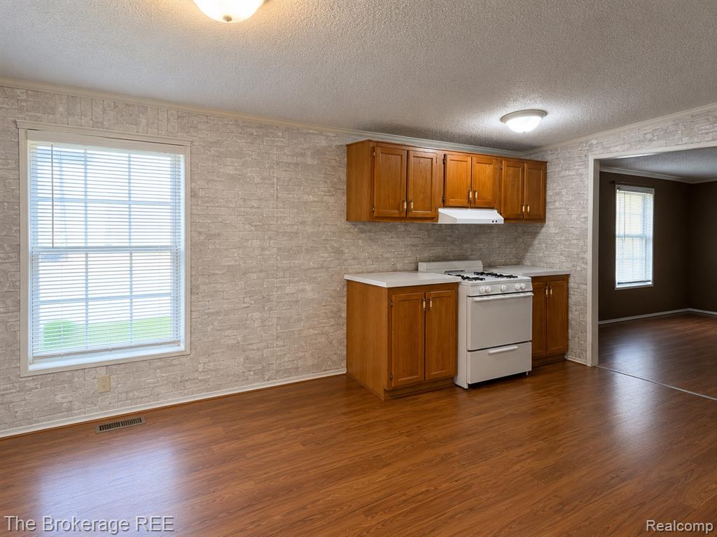 33051 Heatherwood Lot 244, New Haven, MI — Photo 26