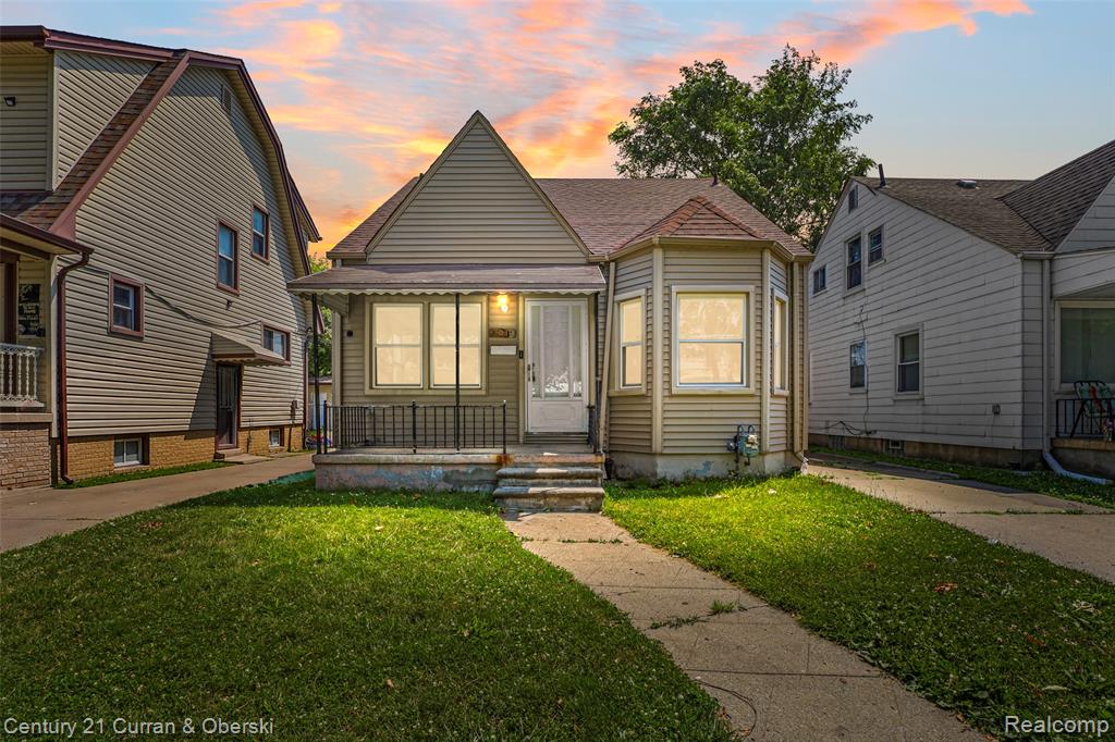 7910 Orchard Avenue, Dearborn, MI 48126 — front exterior