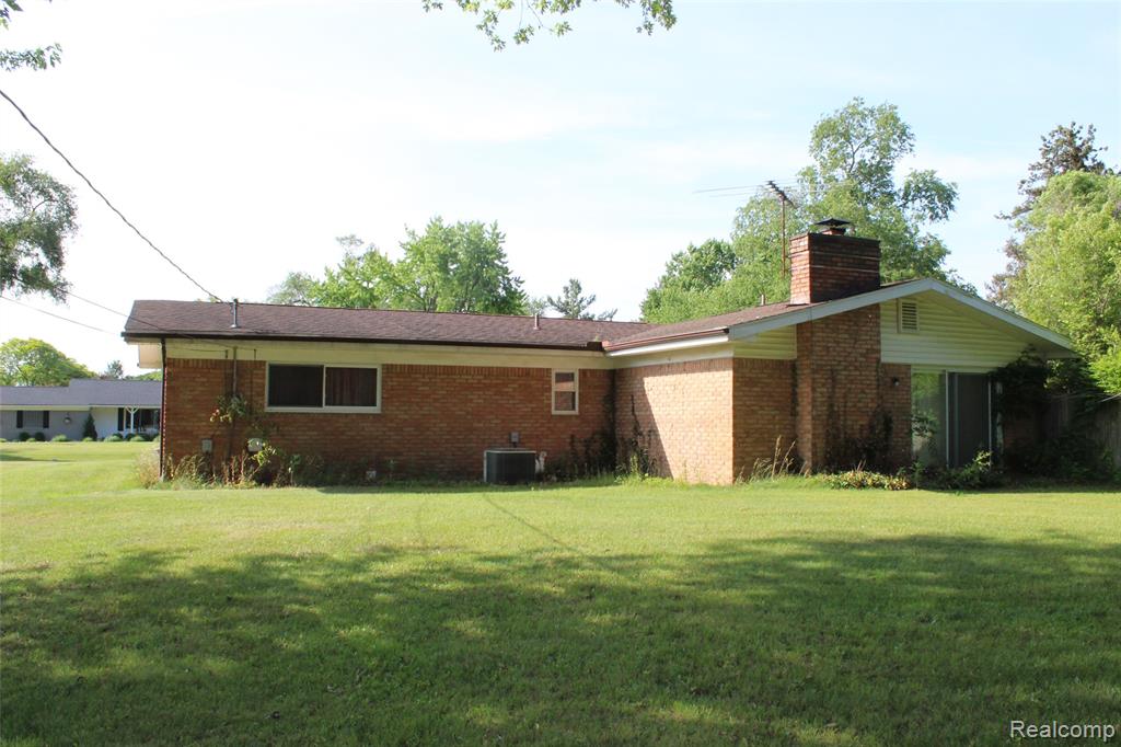 4037 Sandy Creek Drive, Utica, MI 48316 — Photo 24