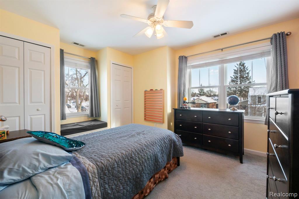 551 Auburn, Plymouth, MI 48170 — Photo 34