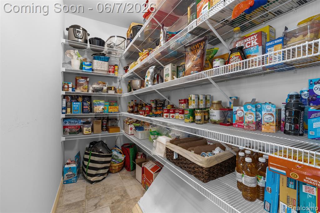 56074 Lario Court, Macomb, MI 48042 — Photo 17