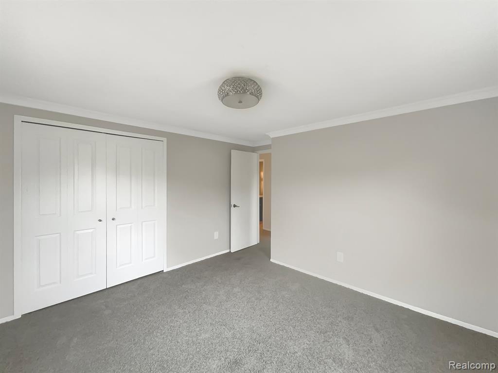 20826 W GLEN HAVEN Circle, Northville, MI 48167 — Photo 21