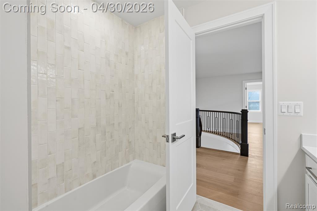 Full bath with vanity, bathtub for guest bedrooms