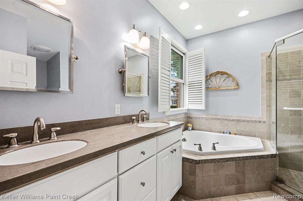 3692 Sunnyside Court, Rochester, MI 48306 — Photo 11