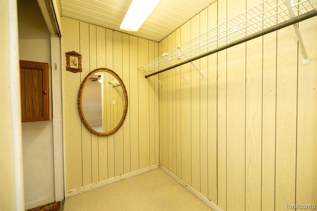 9180 COOLEY LAKE Road, White Lake, MI — Photo 20