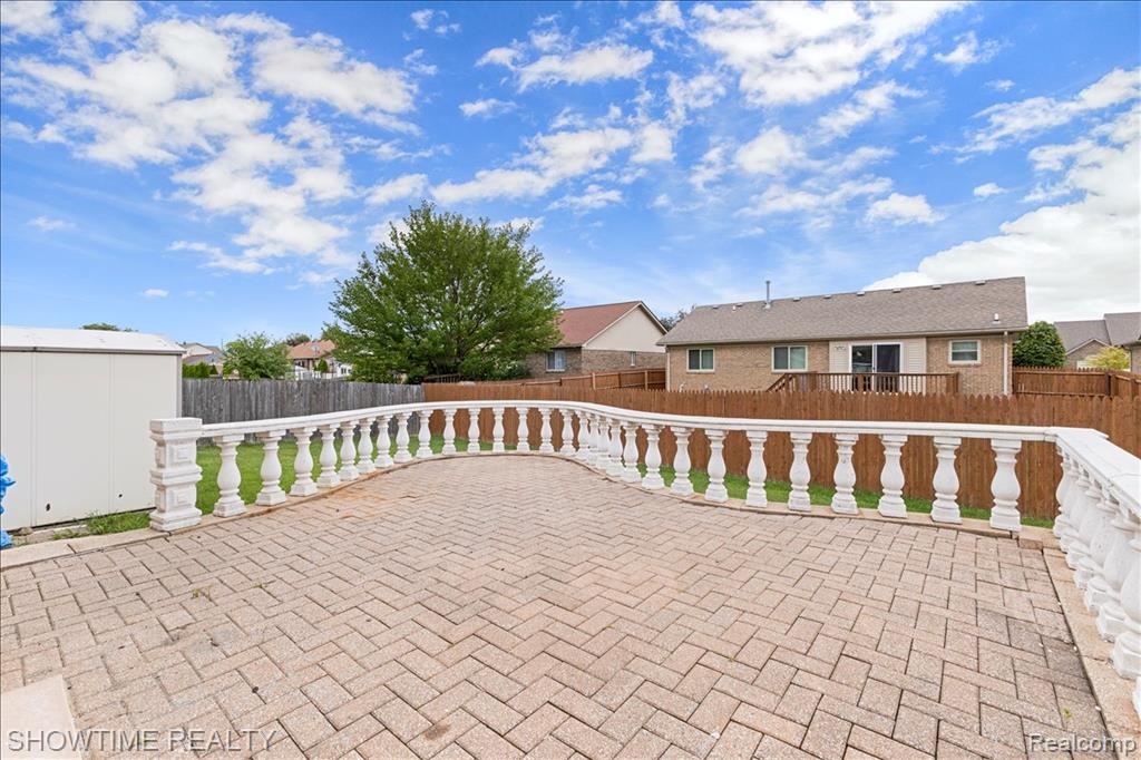 46132 Royal Drive, Chesterfield, MI — Photo 41