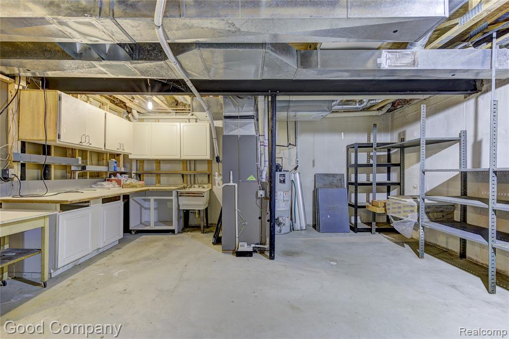 4617 Covington Court, Rochester, MI 48306 — Photo 40