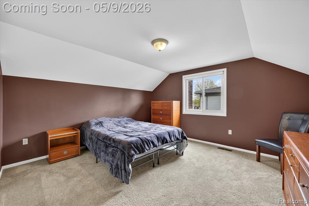 16621 Gatehouse Drive, Woodhaven, MI 48183 — Photo 31