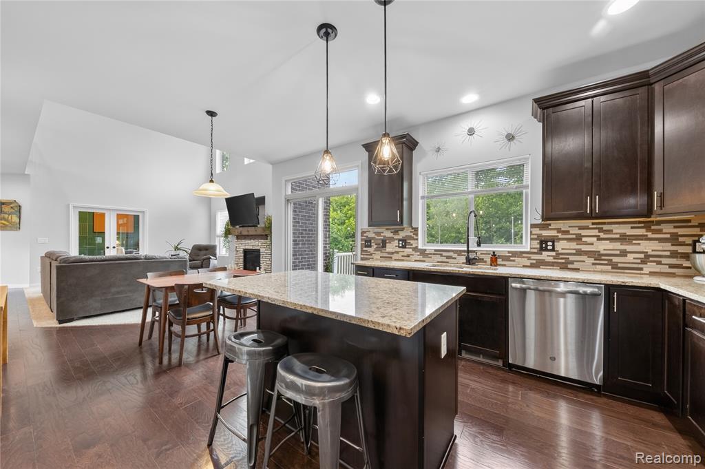 9665 Windsor Lane, Clarkston, MI 48348 — Photo 15