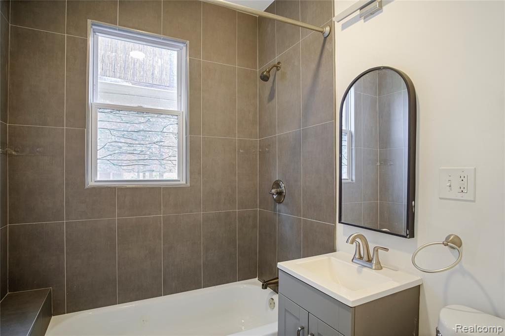 6224 Hecla Street, Detroit, MI 48208 — Photo 13