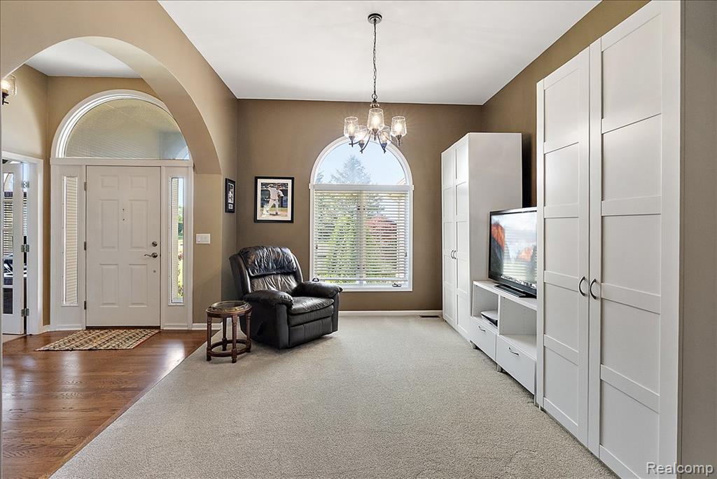 8533 Glen View Drive, Howell, MI 48843 — Photo 6