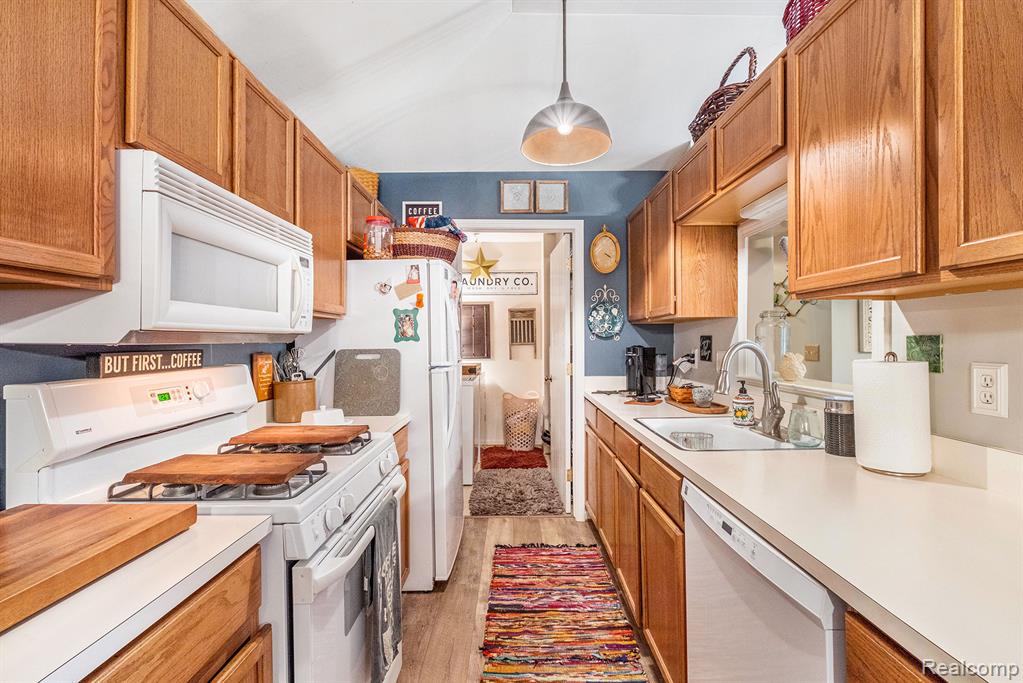 4022 Stonebridge, Holly, MI 48442 — Photo 8
