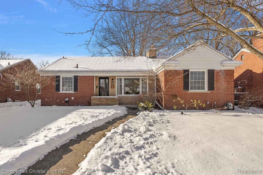 459 BOURNEMOUTH Circle, Grosse Pointe Farms, MI 48236 — Photo 2