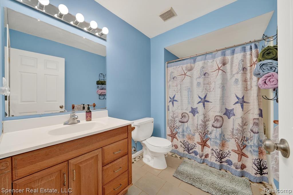 10791 Rattalee Lake Road, Davisburg, MI 48350 — Photo 20