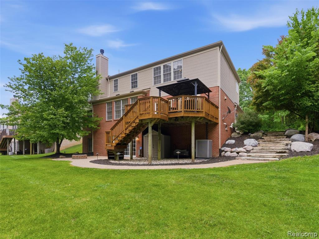 5454 Creekmonte Drive, Rochester, MI 48306 — Photo 52