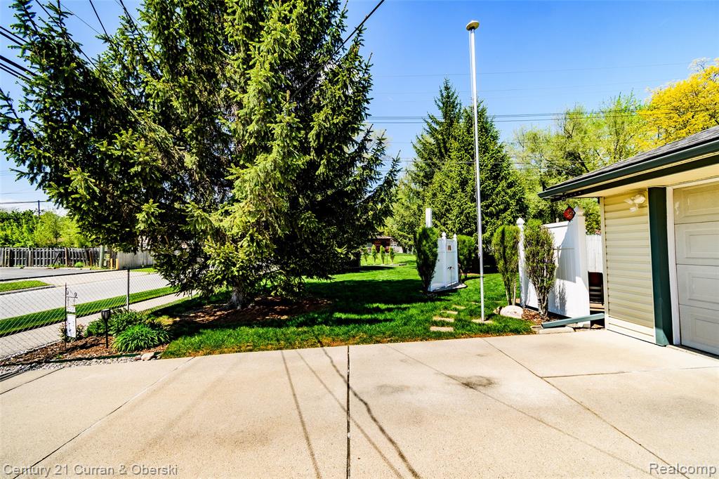 4218 Pardee Avenue, Dearborn Heights, MI 48125 — Photo 44
