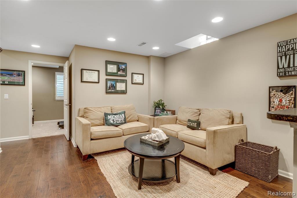 4617 Waterbury Drive, Clarkston, MI 48348 — Photo 45