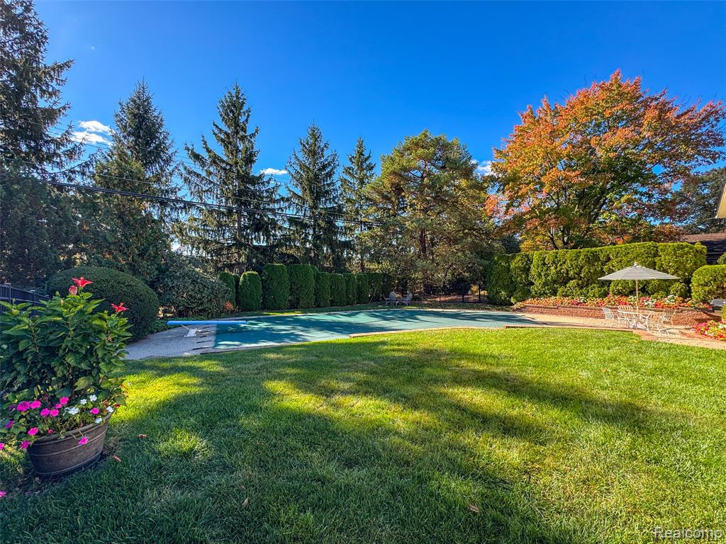 5361 Echo Road, Bloomfield Hills, MI 48302 — Photo 38