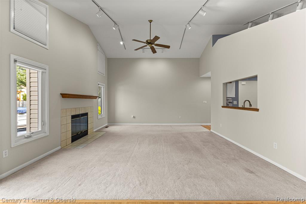 9377 Lamont Street, Livonia, MI 48150 — Photo 11