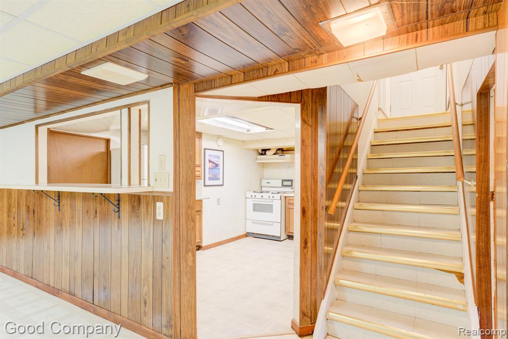 4708 Woodland Avenue, Royal Oak, MI 48073 — Photo 30