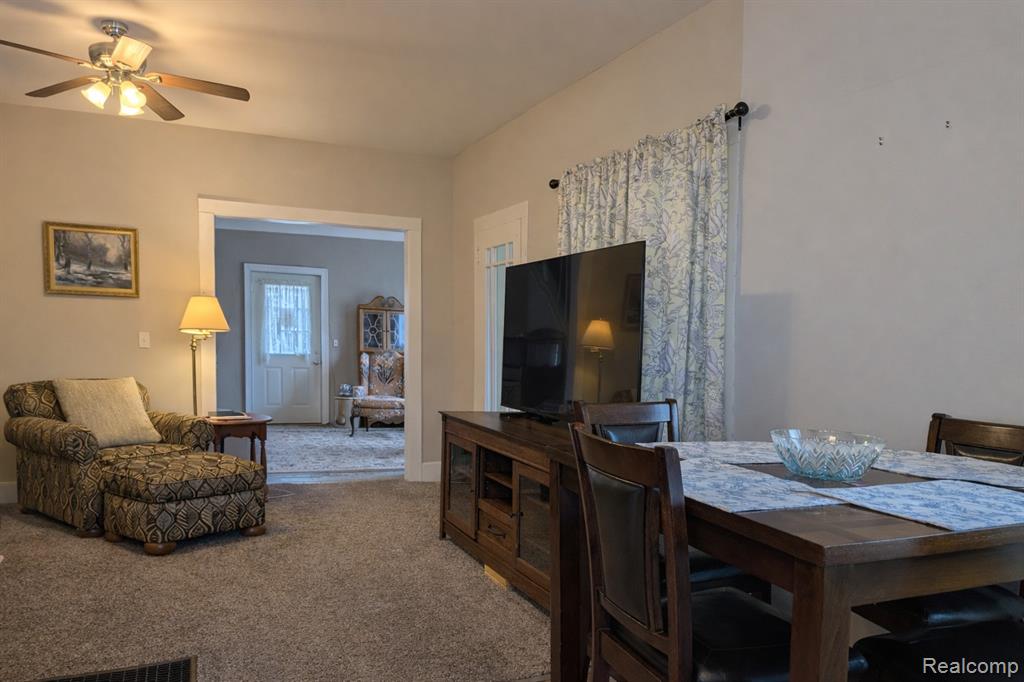 201 S Almer Street, Caro, MI 48723 — Photo 16