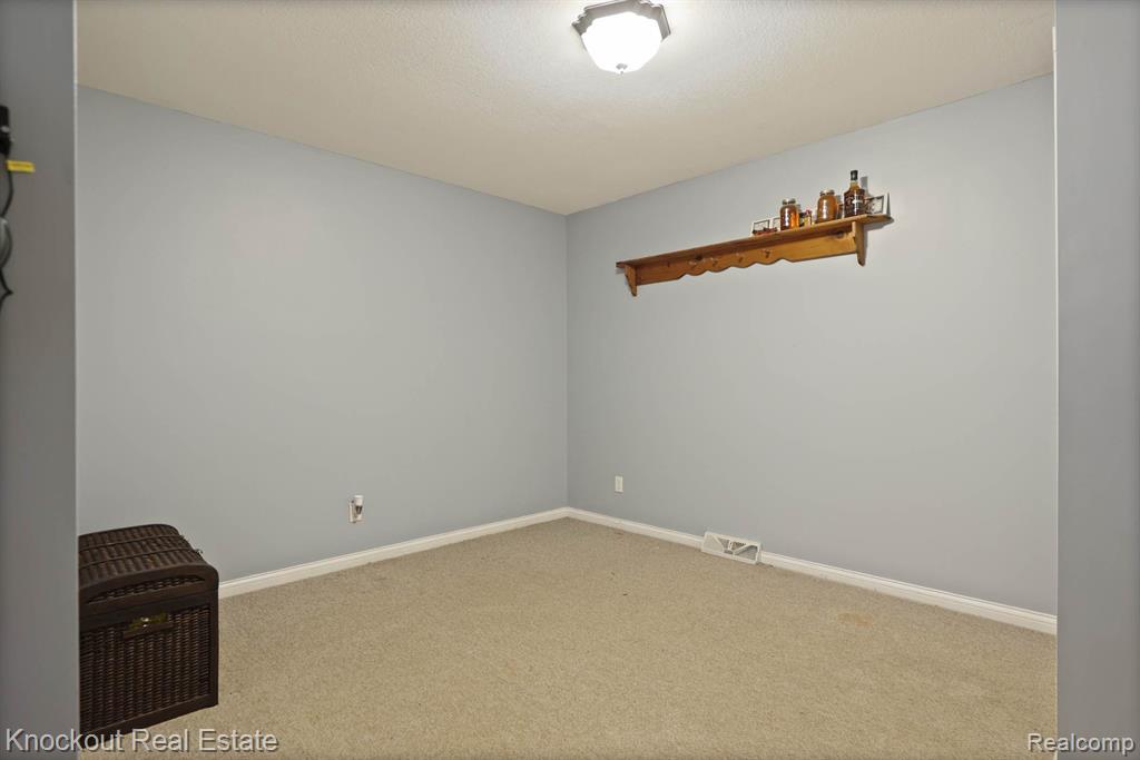 8661 VASSAR Road, Millington, MI 48746 — Photo 34