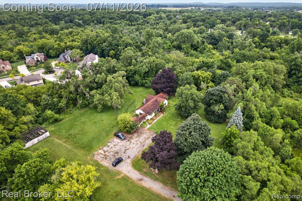 27483 Pontiac Trail, South Lyon, MI 48178 — Photo 22