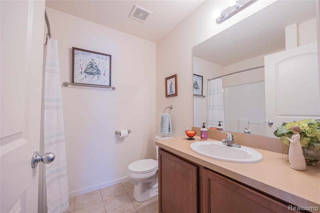 17155 Theresa Lane, New Boston, MI 48164 — Photo 17