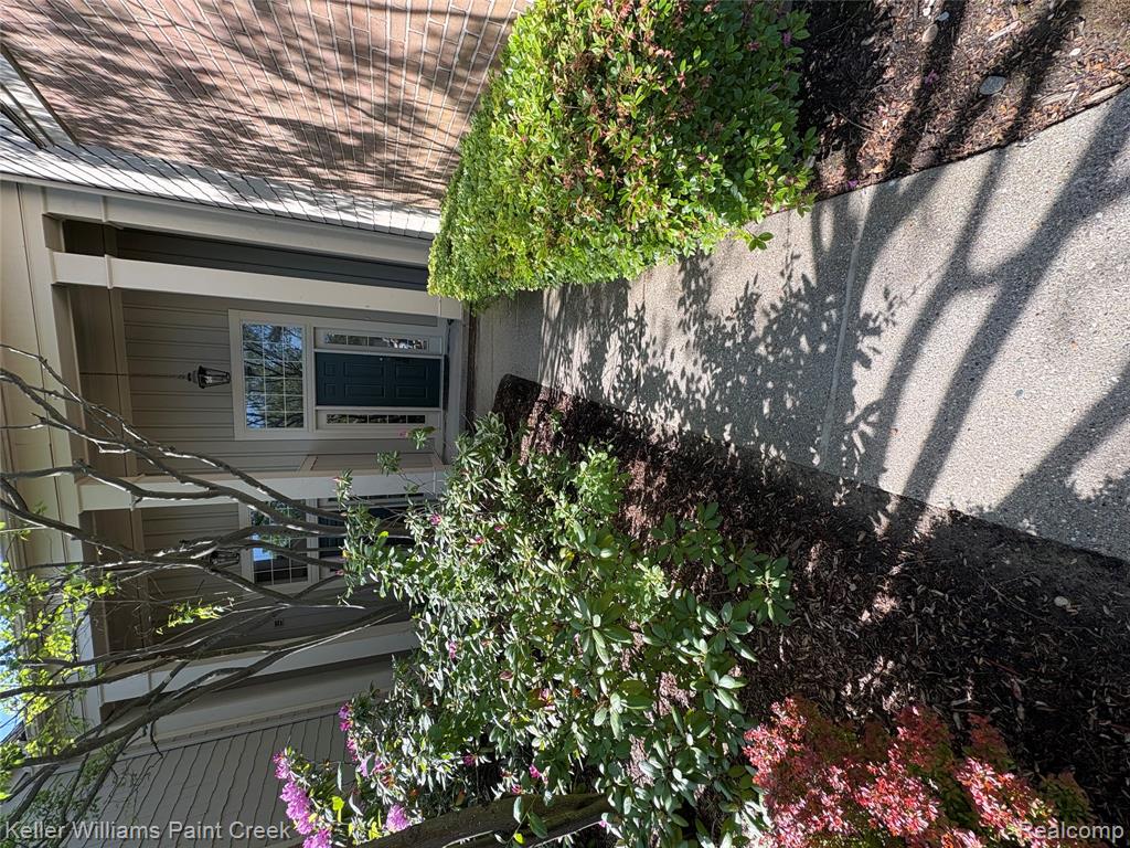 506 Newburne Pointe, Bloomfield Hills, MI 48304 — Photo 22