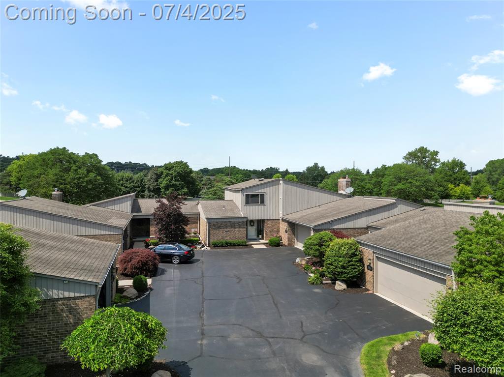 938 Brookwood Lane E, Rochester, MI 48309 — Photo 50