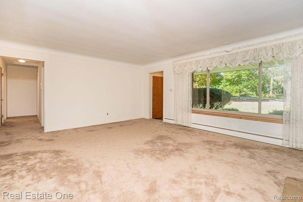 515 Whims Lane, Rochester, MI 48306 — Photo 9