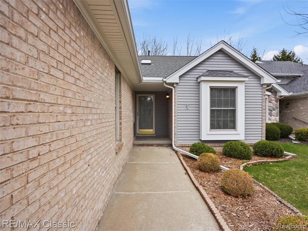 7527 Green Meadow Lane, 115, Canton, MI 48187 — Photo 5