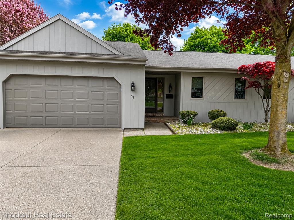 53 Pine Grove Drive, Frankenmuth, MI 48734 — Photo 3
