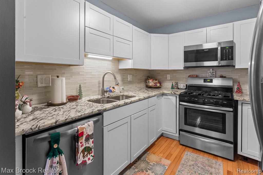 5005 CROOKS Road, 34, Royal Oak, MI 48073 — Photo 13