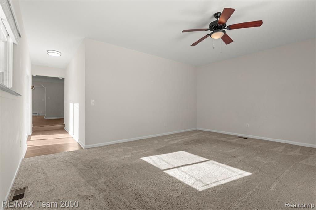2076 Thomas Avenue, Berkley, MI 48072 — Photo 25
