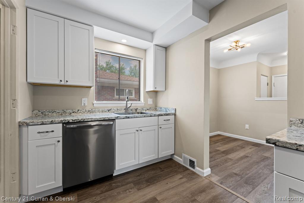 9077 Riverview Avenue, Redford, MI 48239 — Photo 16