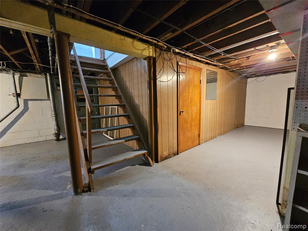 705 N Trumbull Street, Bay City, MI 48708 — Photo 45