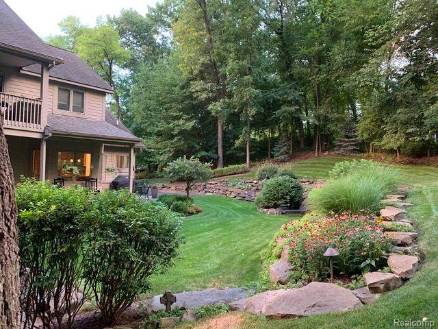 7643 MISTWOOD Drive, White Lake, MI 48383 — Photo 5