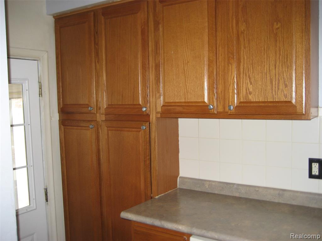15142 Fordline Street W, Southgate, MI 48195 — Photo 3