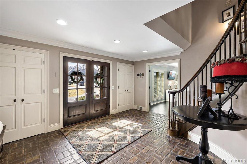 628 BENNINGTON Drive, Bloomfield Hills, MI 48304 — Photo 23