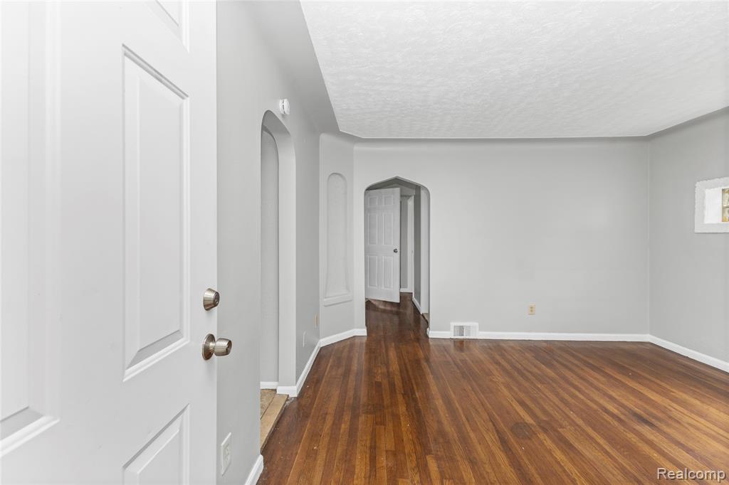 11817 Riad Street, Detroit, MI 48224 — Photo 4