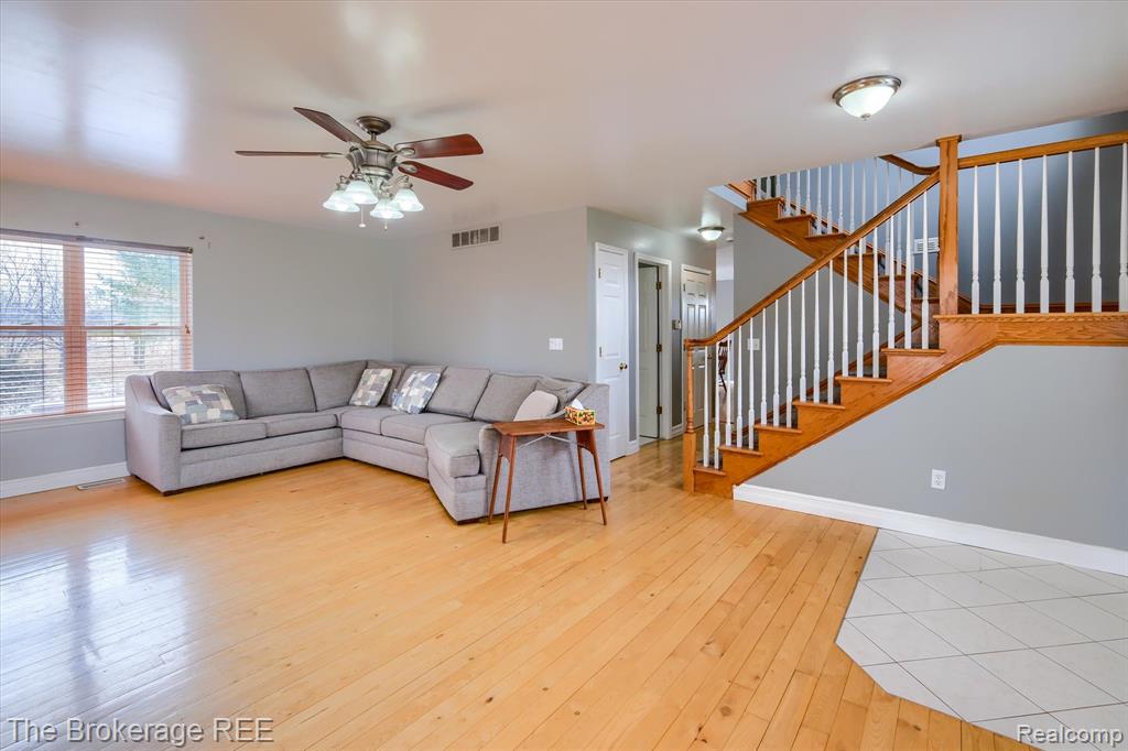 3394 Baltour Drive, Davison, MI 48423 — Photo 8