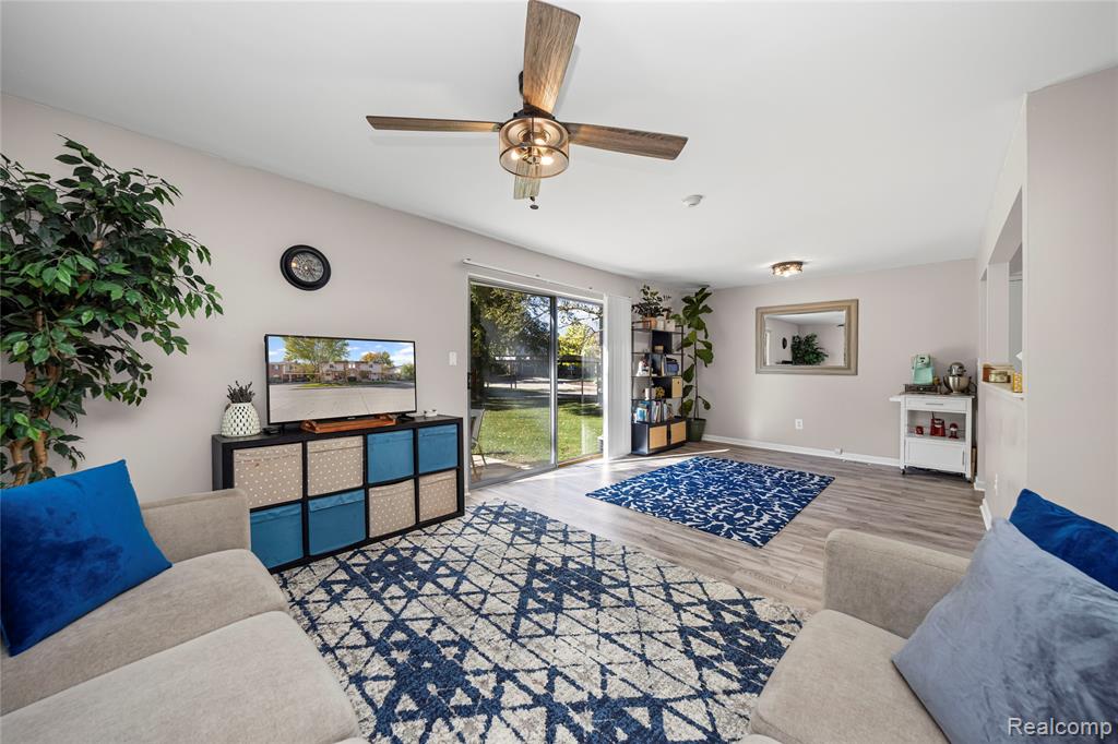 1945 W Franklin Drive, Canton, MI 48187 — Photo 14