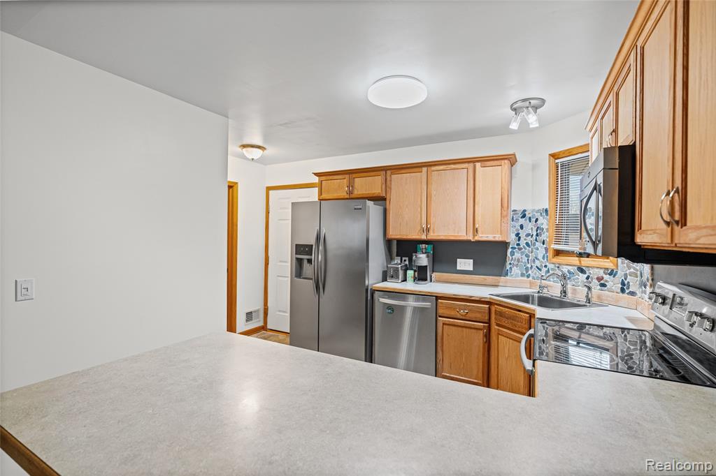 1449 Sunset Boulevard, Flint, MI 48507 — Photo 14
