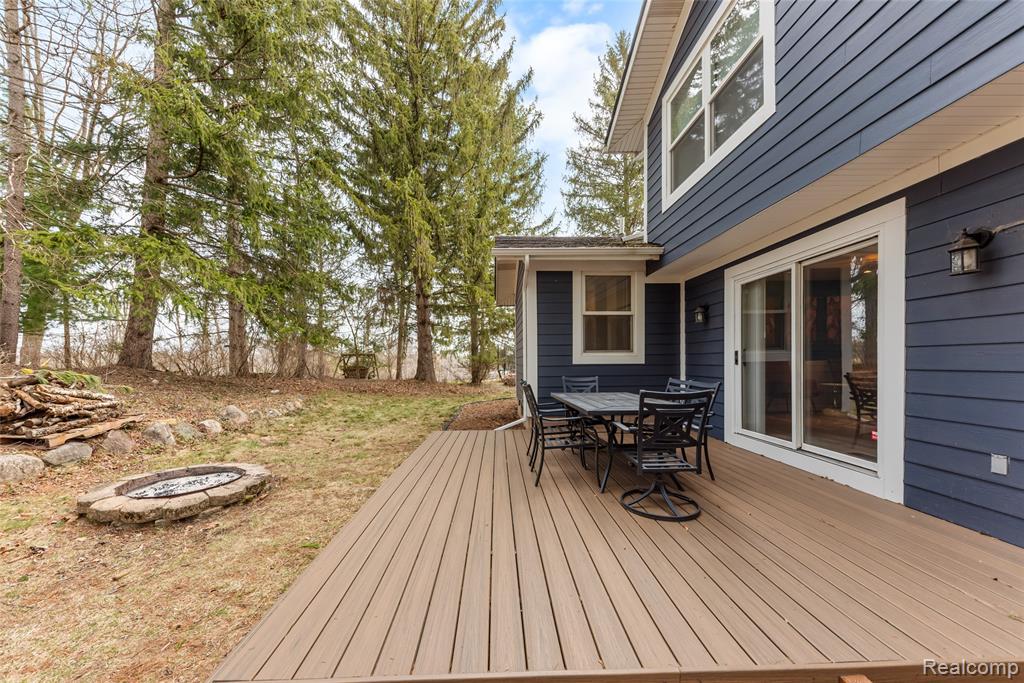 4710 Whitman Circle, Ann Arbor, MI 48103 — Photo 8